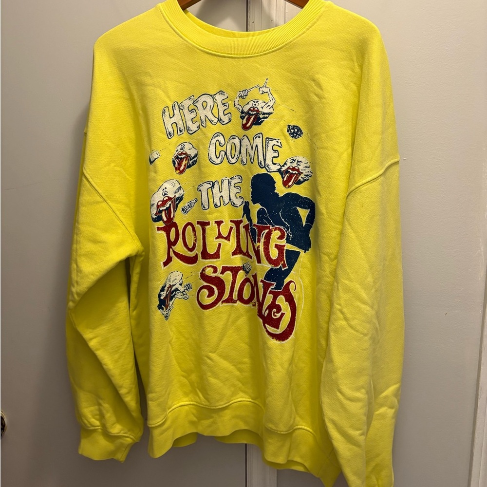 Daydreamer Rolling Stone Yellow Graphic Sweatshirt NWT Large